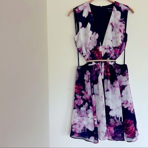 Marciano elegant hollow-out gold belt dress